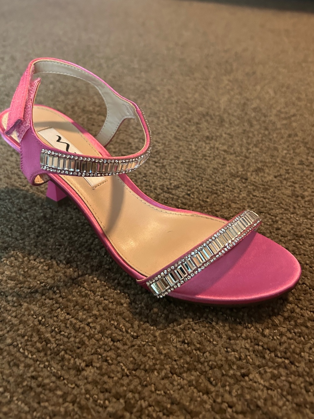 Women’s Pink right foot only heel size 7